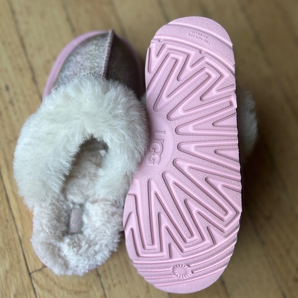 K Cosy II Glitter Uggs Brand New - Picture 2 of 4